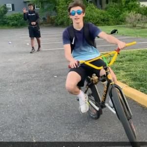 Meet your Posher, Brent